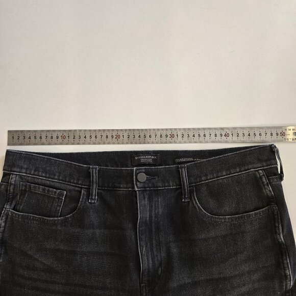 Sz 33 Banana Republic high rise crop boot cut black faded EUC - Picture 14 of 14